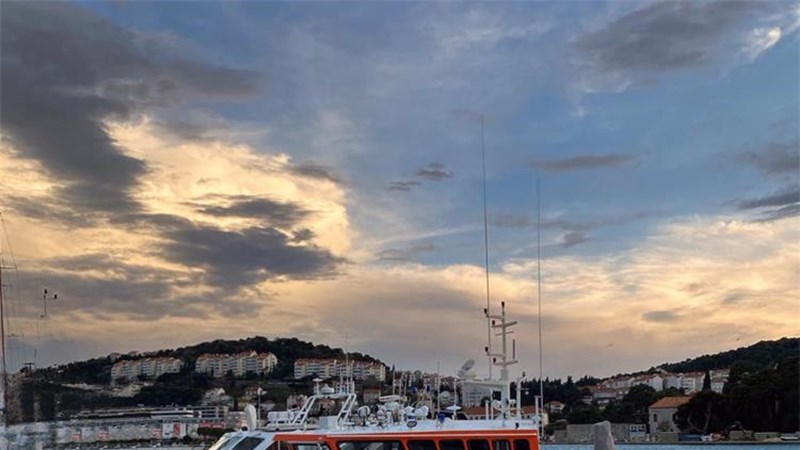 Na svečanoj predaji brze brodice u Dubrovniku uspješno spašen hitni pacijent